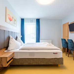 Hotel Arena, Cologne