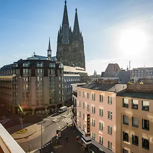 Boutique 003 Am Dom, Trademark Collection By Wyndham Keulen